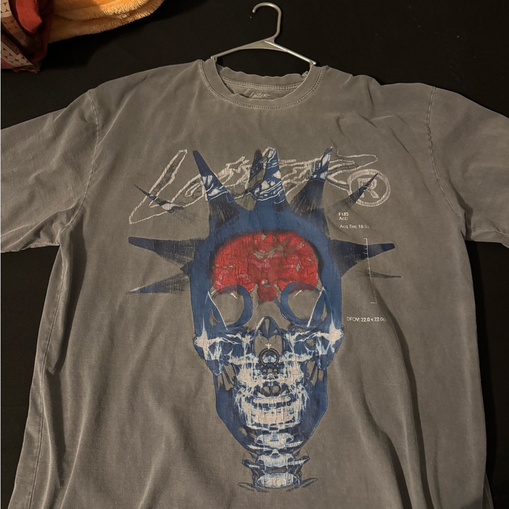 Loiter graphic tee